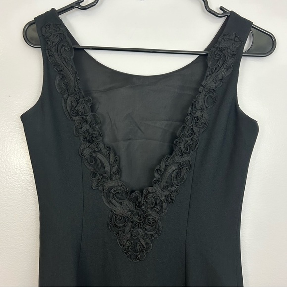 Laundry by Shelli Segal Black Sheath Formal Dress with  Rosette Open Back Size 4 - Picture 3 of 11